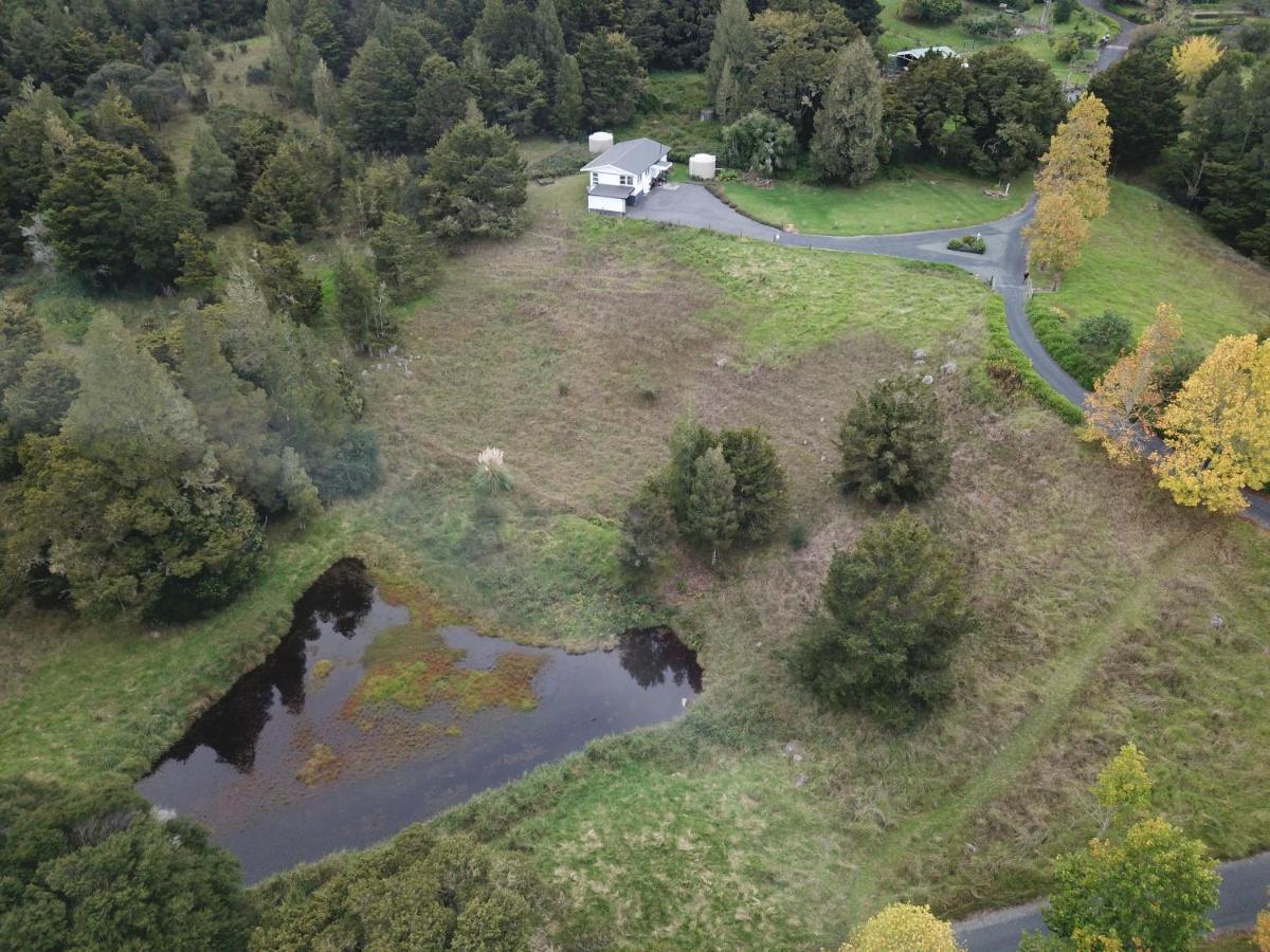 St Karas Cottage - St Enoch And St Elijah Monastery Kaikohe Exterior foto